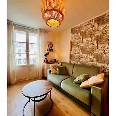 Studio Versailles Apartment *